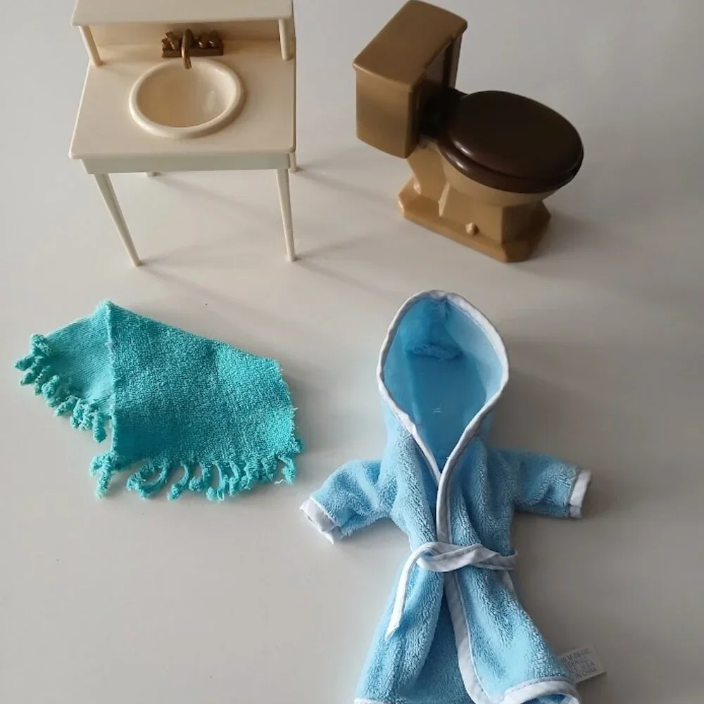 Madeline bathroom furniture set